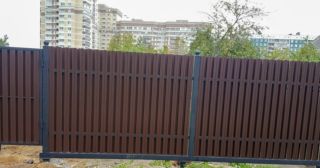 Купить распашные ворота из штакетника Глазов, цена от 2701 руб.