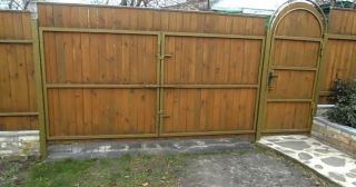 Купить распашные ворота деревянные Глазов, цена от 2701 руб.